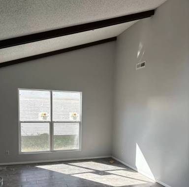Main picture of 829 N Betty Jo Dr