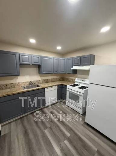 Main picture of 1200 Wayland Ave
