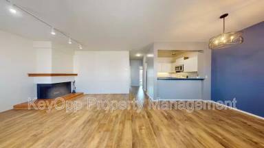 Main picture of 4575 Cabrillo St