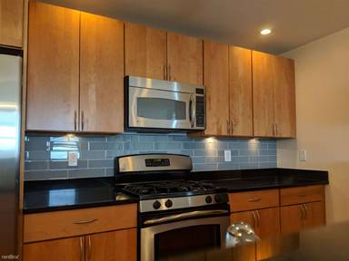 Main picture of 110 Cypress St