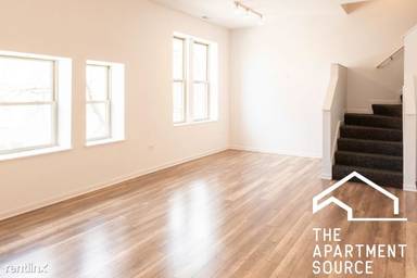 Main picture of 2700 W North Ave