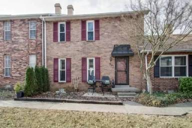 Main picture of 387 Huntington Ridge Dr