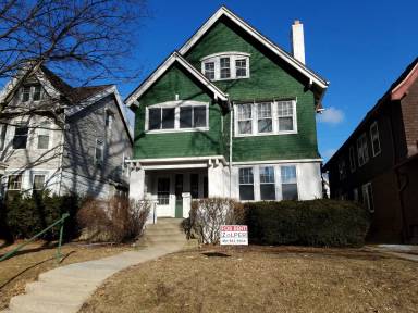 Main picture of 2934 N Farwell Ave