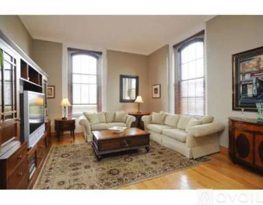 Main picture of 68 Baldwin St