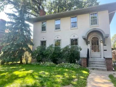 Main picture of 1866 Jefferson Ave