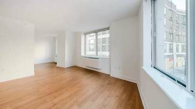 Main picture of 162 Riverside Blvd