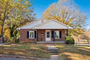 Main picture of 807 N Morris St