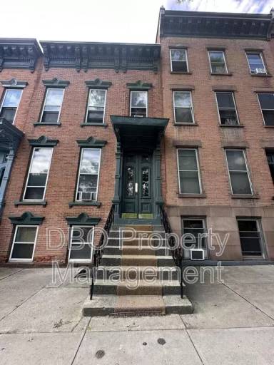 Main picture of 606 Madison Avenue - 2F