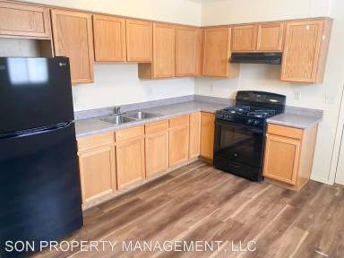 Main picture of 1716 N Dodge Blvd