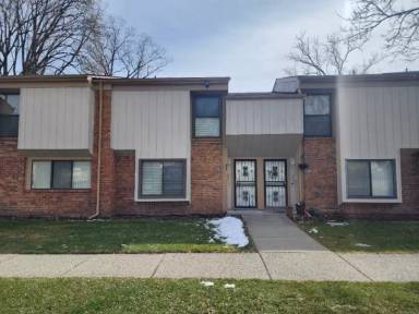 Main picture of 23556 Lahser Rd