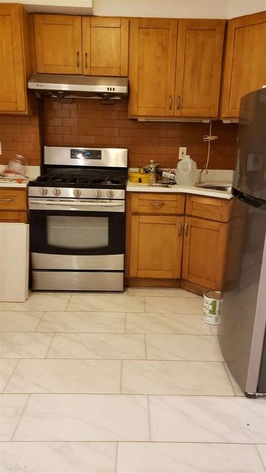 Main picture of 8842 20th Ave