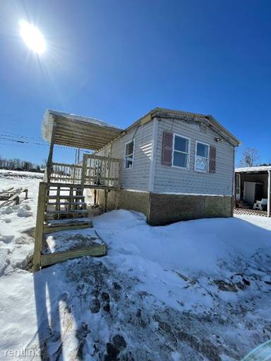 Main picture of 18 Paine Tpke N