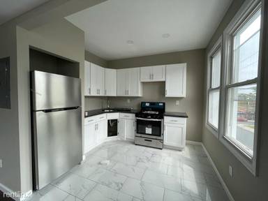 Main picture of 325 Renner Ave