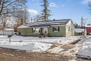 Main picture of 731 E Division St