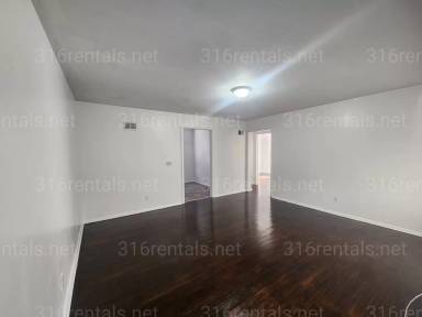 Main picture of 2626 N Volutsia St