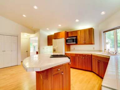 Main picture of 8590 SW Indian Hill Ln