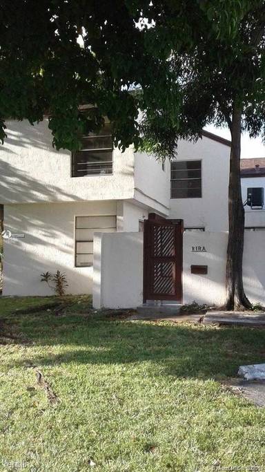 Main picture of 9737 NW 6th Ter