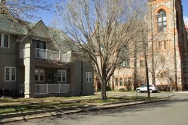 Main picture of 980 E 22nd Ave