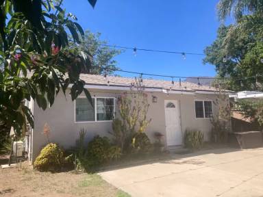 Main picture of 15025 Larkspur St