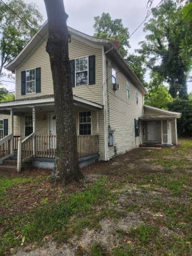 Main picture of 6024 Godwin Blvd