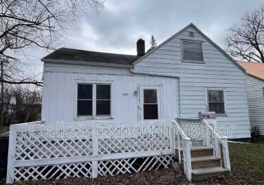 Main picture of 105 W Paulding Rd