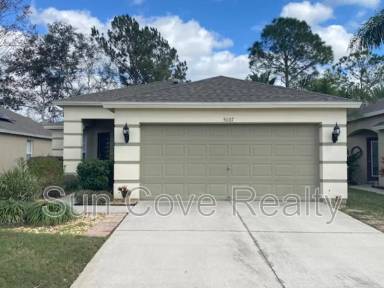 Main picture of 5107 Gato del Sol Cir