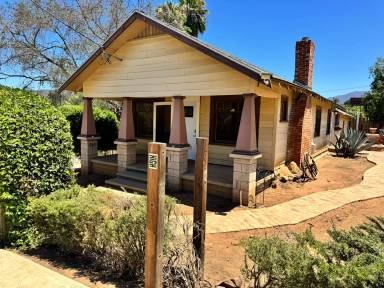 Main picture of 15806 Olde Highway 80