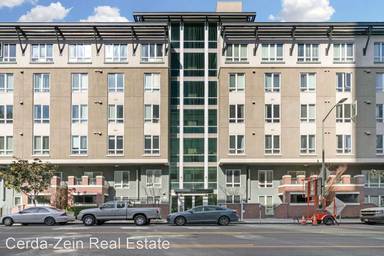 Main picture of The Jade