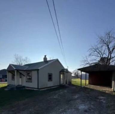 Main picture of 203 S Division St