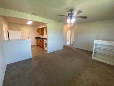 Main picture of 2520 County Road 406