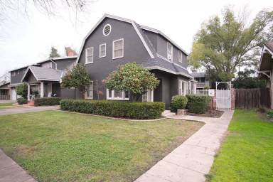 Main picture of 432 Sycamore Ave