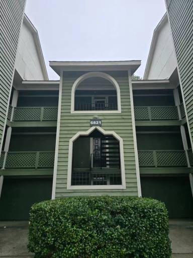 Main picture of 6821 Willowbrook Dr