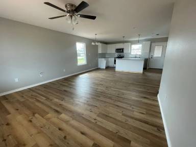Main picture of 5341 N 10th St