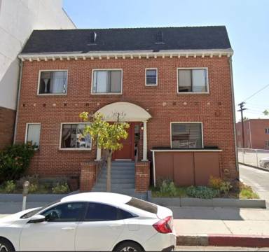 Main picture of 224 N Maryland Ave