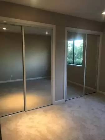 Main picture of 2827 Monument Blvd