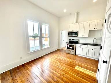 Main picture of 9 Hill St