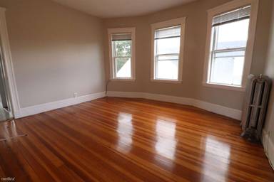 Main picture of 36 North Beacon St