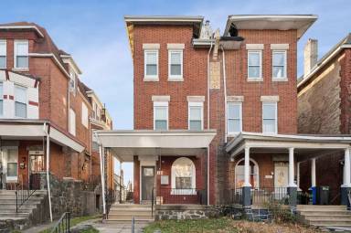 Main picture of 876 Wynnewood Rd