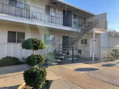 Main picture of 5613 Hoffman Ct