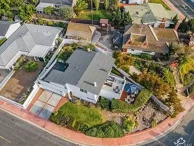 Main picture of 155 Trafalgar Ln
