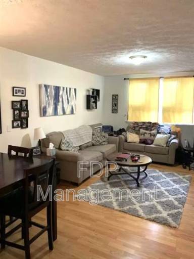 Main picture of 610 East Avenue - 7
