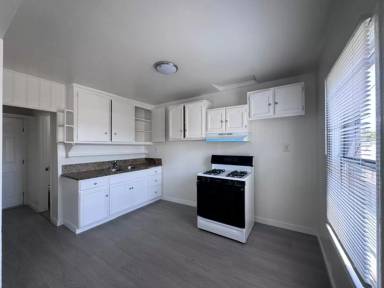 Main picture of 1032-34 Martin Luther King Jr Ave