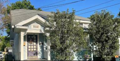 Main picture of 656 N 8th St