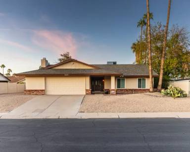 Main picture of 6240 E Blanche Dr