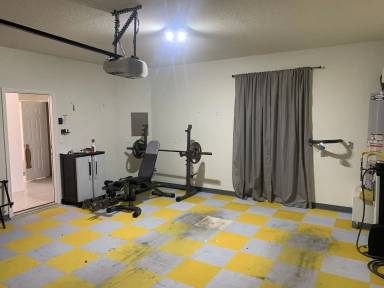 Main picture of 9958 Cowboy Ln
