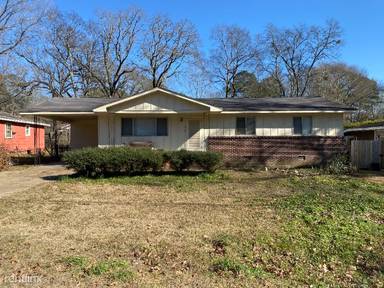 Main picture of 1928 Paden St
