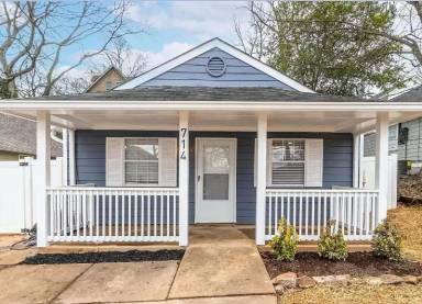 Main picture of 714 Grant Ter SE