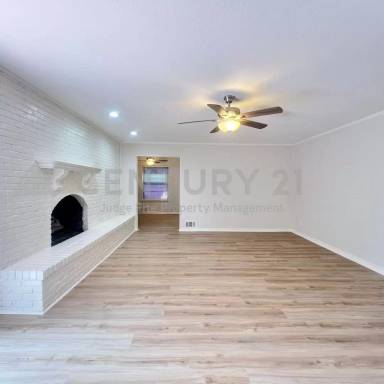 Main picture of 3910 Bucknell Dr