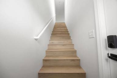 Main picture of 549 Pauku St