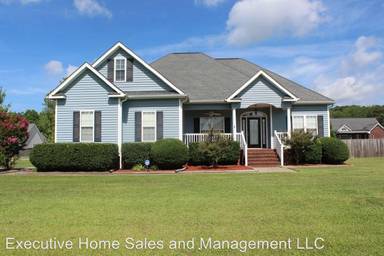 Main picture of 301 Maddux Dr